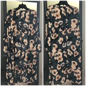 Floral Kimono w/ Pockets